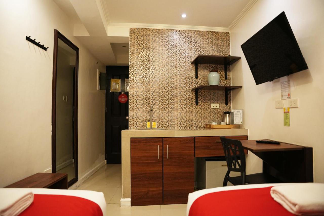 Nest Fort Bgc Makati City Exterior photo