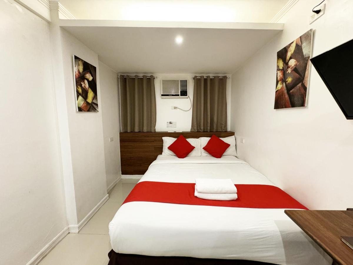 Nest Fort Bgc Makati City Exterior photo